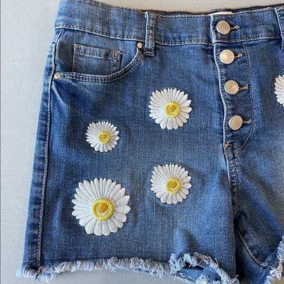 Jordache embroidered flower design adjustable  waist shorts size 16 daisy denim - Picture 12 of 17